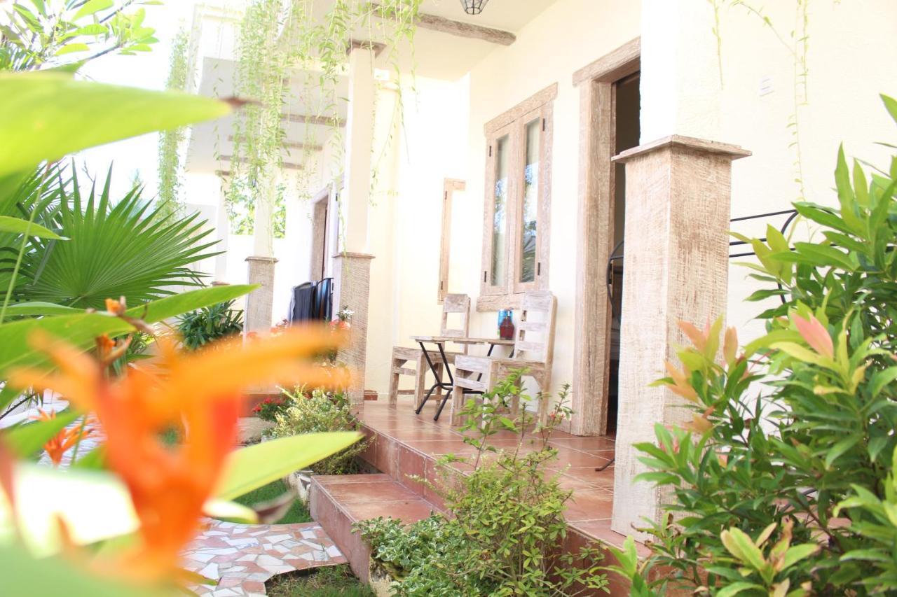 Mango 5 Hotel Amed  Exterior photo